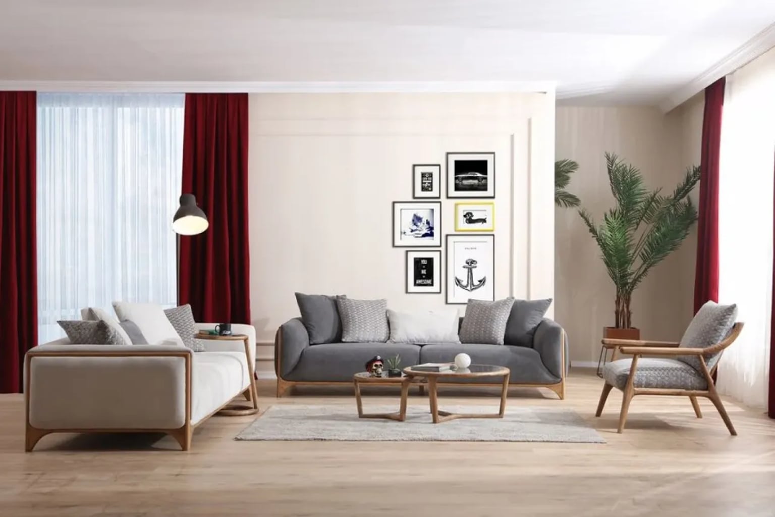 Modern ve konforlu krem rengi kumaş koltuk takımı, ahşap orta sehpa ve yeşil minderlerle dekore edilmiş, doğal ışık alan şık salon.