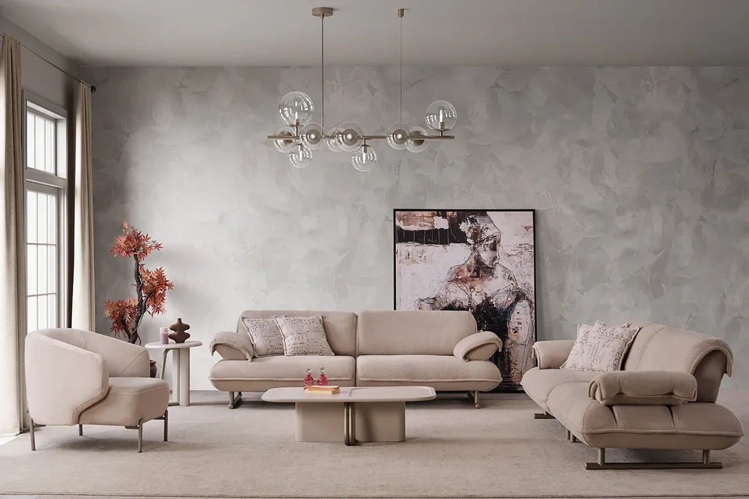 Uyumlu bej duvarlar ve krem rengi koltuk takımı ile dekore edilmiş, doğal ışıklı, modern ve sıcak bir salon.